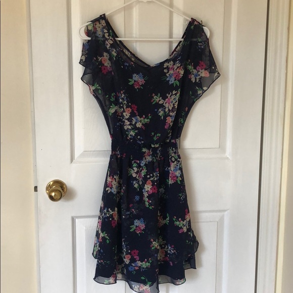 Express Dresses & Skirts - Floral dress